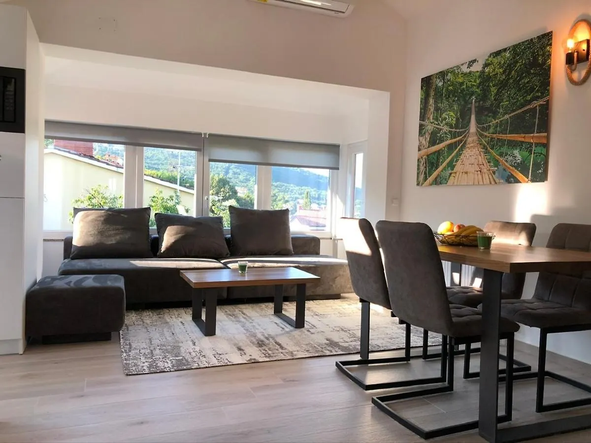 אופטיה Apartments Villa Ucka